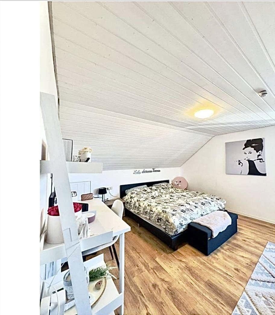 Prodej domu 177 m², pozemek 361 m², Meckenbeuren, Bádensko-Württembersko Prodej domu 177 m², pozemek 361 m², Meckenbeuren, Bádensko-Württembersko