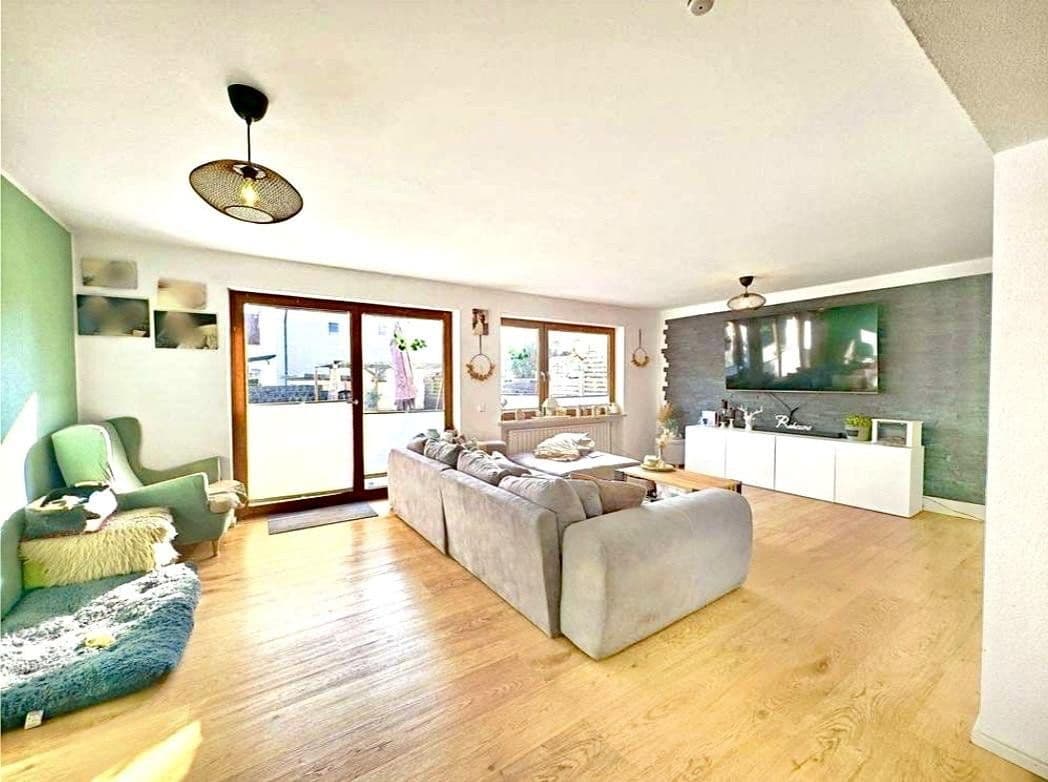 Prodej domu 177 m², pozemek 361 m², Meckenbeuren, Bádensko-Württembersko Prodej domu 177 m², pozemek 361 m², Meckenbeuren, Bádensko-Württembersko