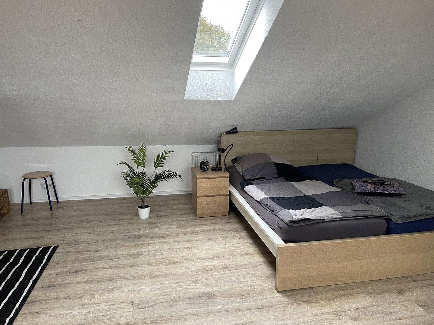 Prodej domu 158 m², pozemek 178 m², Wuppertal, Severní Porýní-Vestfálsko Prodej domu 158 m², pozemek 178 m², Wuppertal, Severní Porýní-Vestfálsko