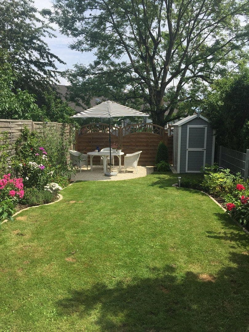 Prodej domu 158 m², pozemek 178 m², Wuppertal, Severní Porýní-Vestfálsko Prodej domu 158 m², pozemek 178 m², Wuppertal, Severní Porýní-Vestfálsko