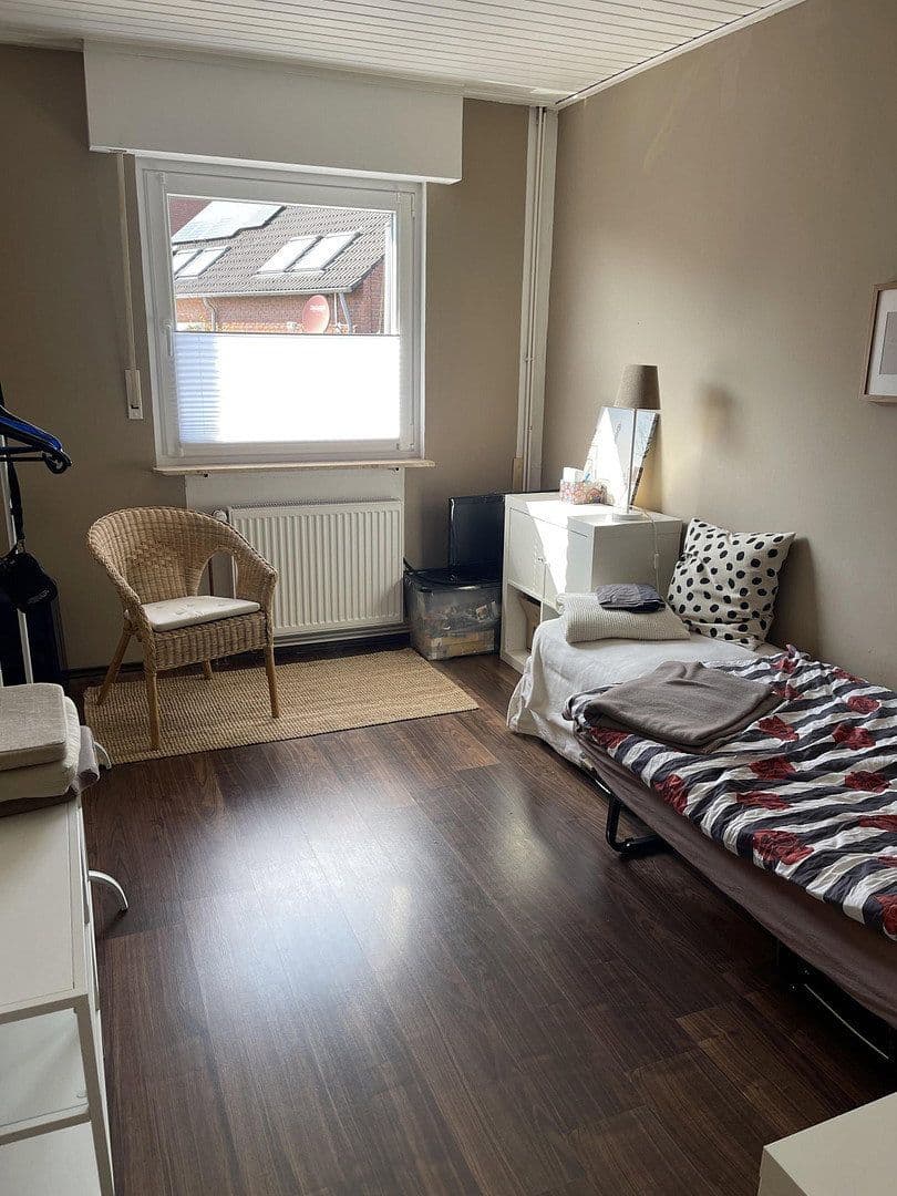 Prodej domu 158 m², pozemek 178 m², Wuppertal, Severní Porýní-Vestfálsko Prodej domu 158 m², pozemek 178 m², Wuppertal, Severní Porýní-Vestfálsko