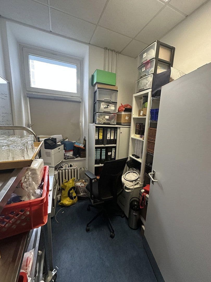 Pronájem nebytového prostoru 100 m², Trautenaustr. 5, Berlin, Berlín Pronájem nebytového prostoru 100 m², Trautenaustr. 5, Berlin, Berlín