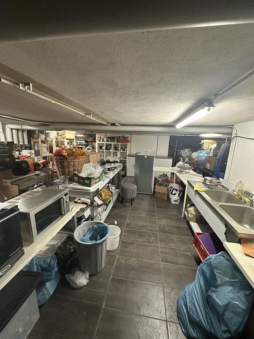 Pronájem nebytového prostoru 100 m², Trautenaustr. 5, Berlin, Berlín Pronájem nebytového prostoru 100 m², Trautenaustr. 5, Berlin, Berlín