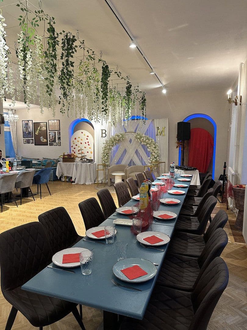 Pronájem nebytového prostoru 100 m², Trautenaustr. 5, Berlin, Berlín Pronájem nebytového prostoru 100 m², Trautenaustr. 5, Berlin, Berlín