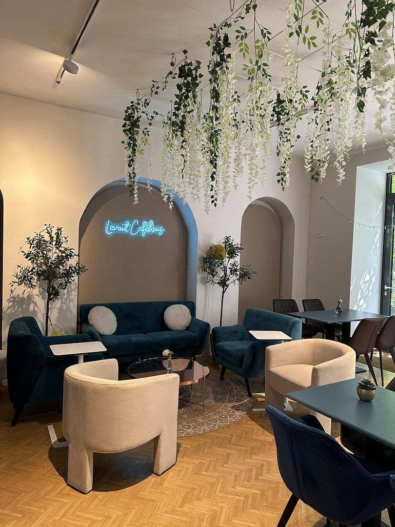 Pronájem nebytového prostoru 100 m², Trautenaustr. 5, Berlin, Berlín Pronájem nebytového prostoru 100 m², Trautenaustr. 5, Berlin, Berlín