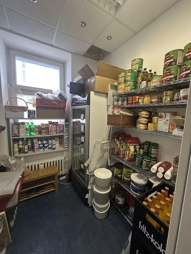 Pronájem nebytového prostoru 100 m², Trautenaustr. 5, Berlin, Berlín Pronájem nebytového prostoru 100 m², Trautenaustr. 5, Berlin, Berlín