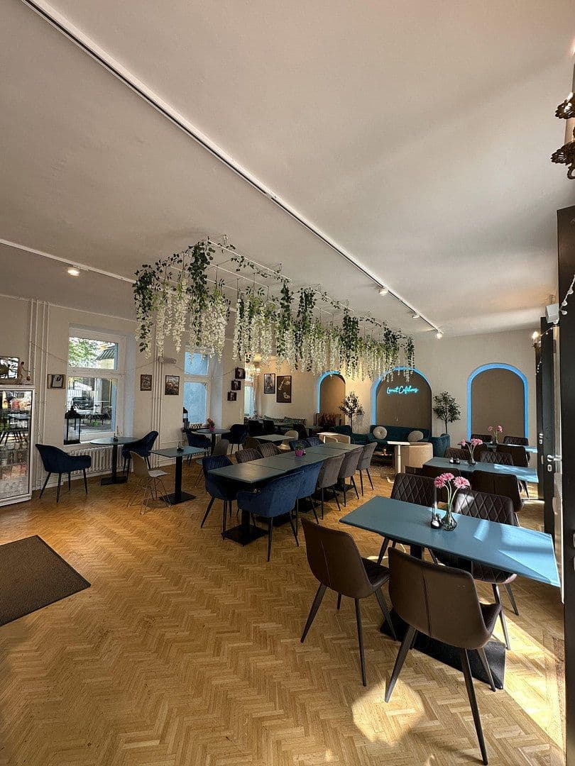 Pronájem nebytového prostoru 100 m², Trautenaustr. 5, Berlin, Berlín Pronájem nebytového prostoru 100 m², Trautenaustr. 5, Berlin, Berlín