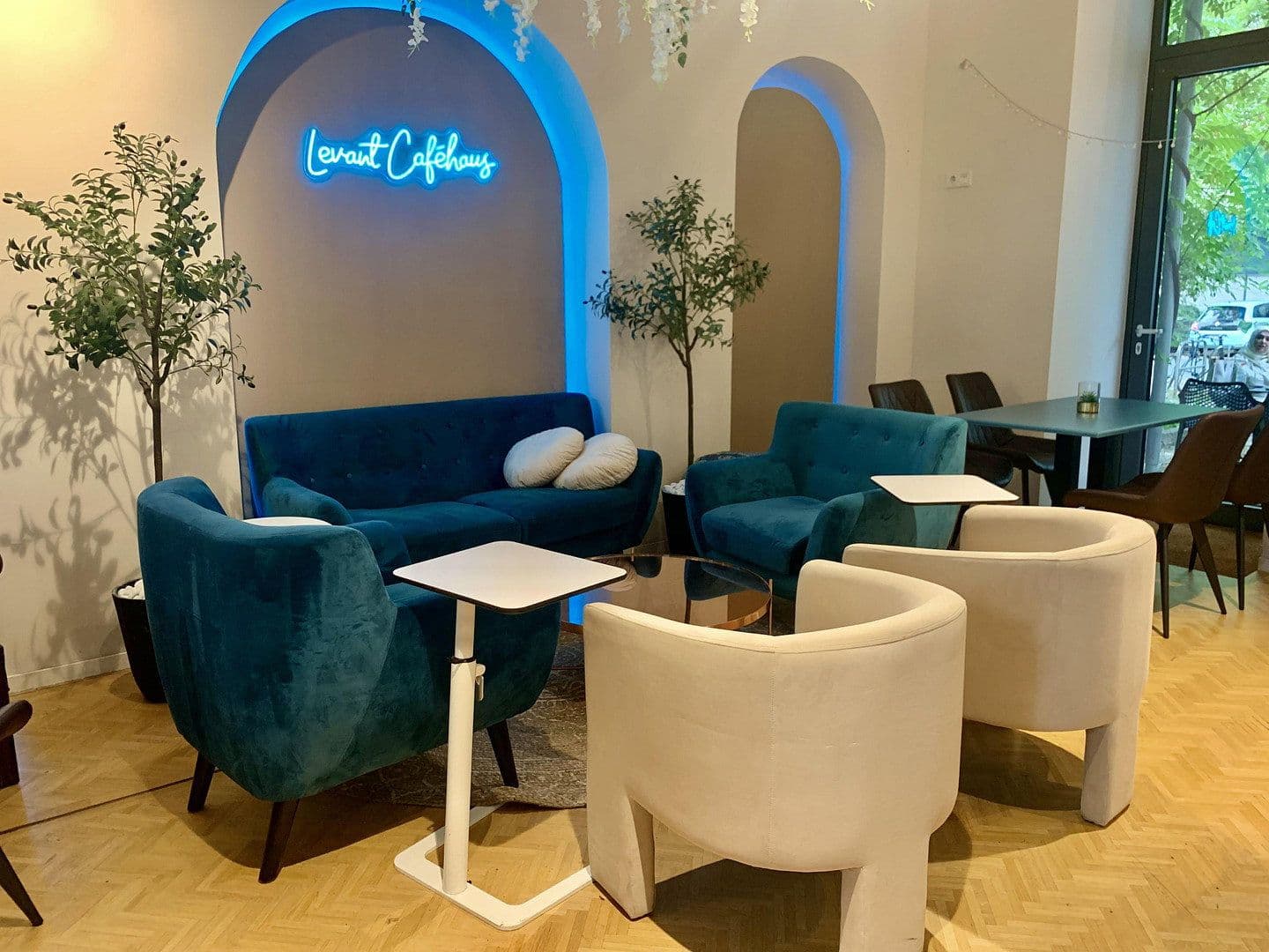 Pronájem nebytového prostoru 100 m², Trautenaustr. 5, Berlin, Berlín Pronájem nebytového prostoru 100 m², Trautenaustr. 5, Berlin, Berlín