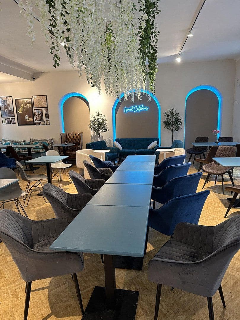 Pronájem nebytového prostoru 100 m², Trautenaustr. 5, Berlin, Berlín Pronájem nebytového prostoru 100 m², Trautenaustr. 5, Berlin, Berlín