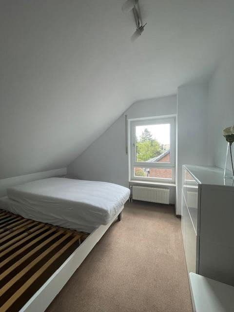 Pronájem domu 150 m², pozemek 344 m², Elsternweg, Ratingen, Severní Porýní-Vestfálsko Pronájem domu 150 m², pozemek 344 m², Elsternweg, Ratingen, Severní Porýní-Vestfálsko