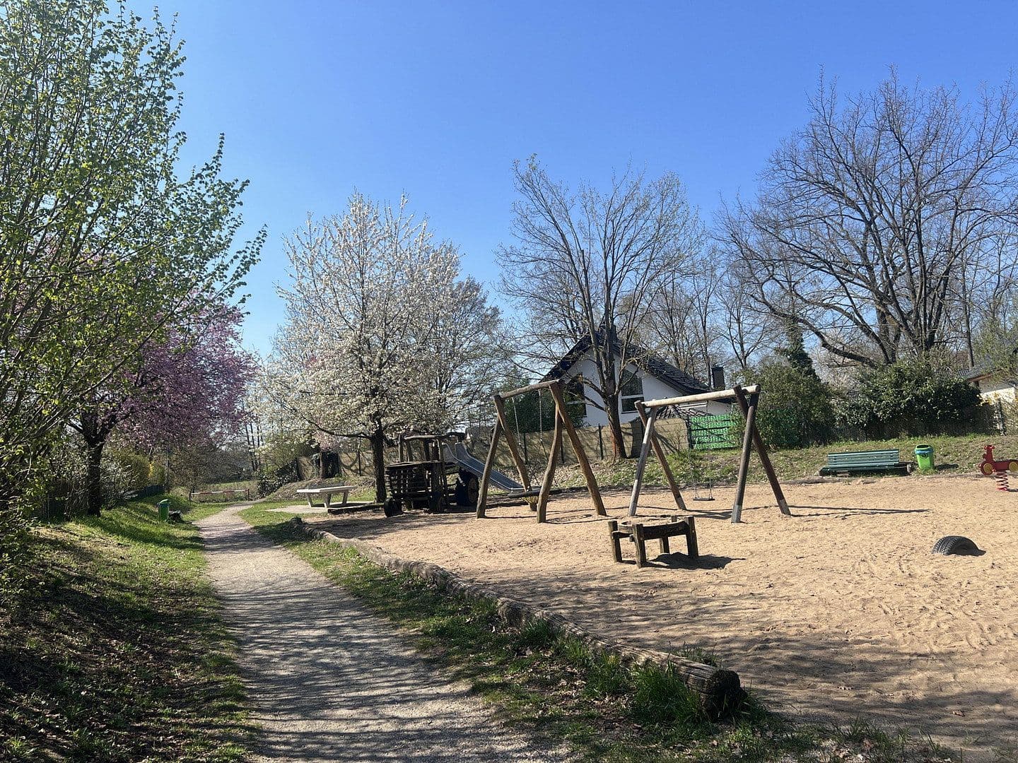 Prodej domu 165 m², pozemek 162 m², Falkensee, Braniborsko Prodej domu 165 m², pozemek 162 m², Falkensee, Braniborsko