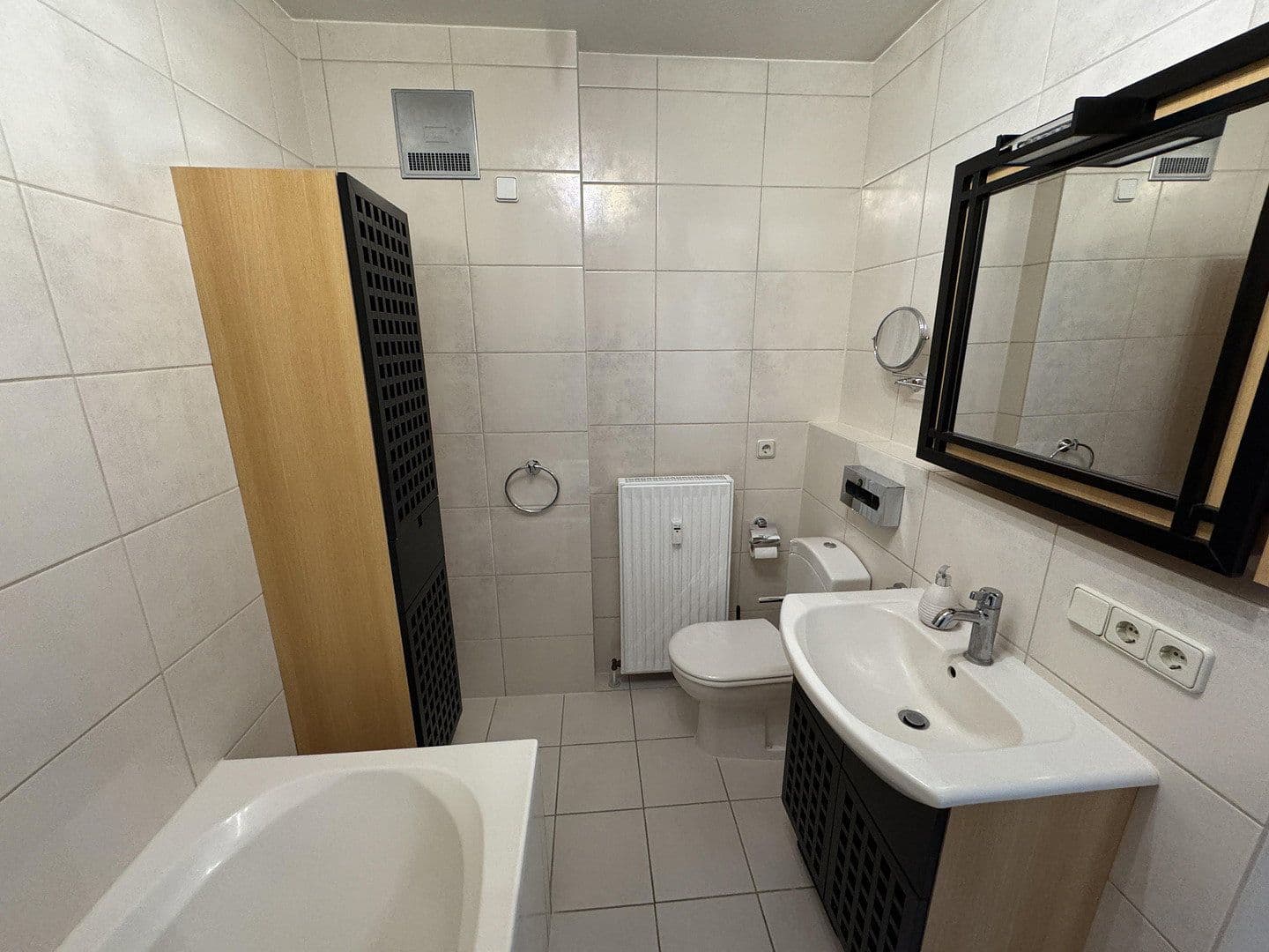 Prodej bytu 3+1 72 m², Mittlerer Schafhofweg 28, Frankfurt am Main, Hessen Prodej bytu 3+1 72 m², Mittlerer Schafhofweg 28, Frankfurt am Main, Hessen