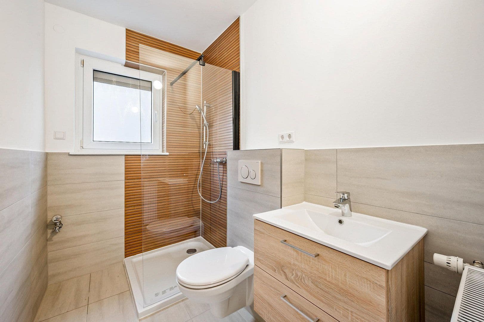 Pronájem bytu 65 m², Burgstraße 4, Mannheim, Bádensko-Württembersko Pronájem bytu 65 m², Burgstraße 4, Mannheim, Bádensko-Württembersko