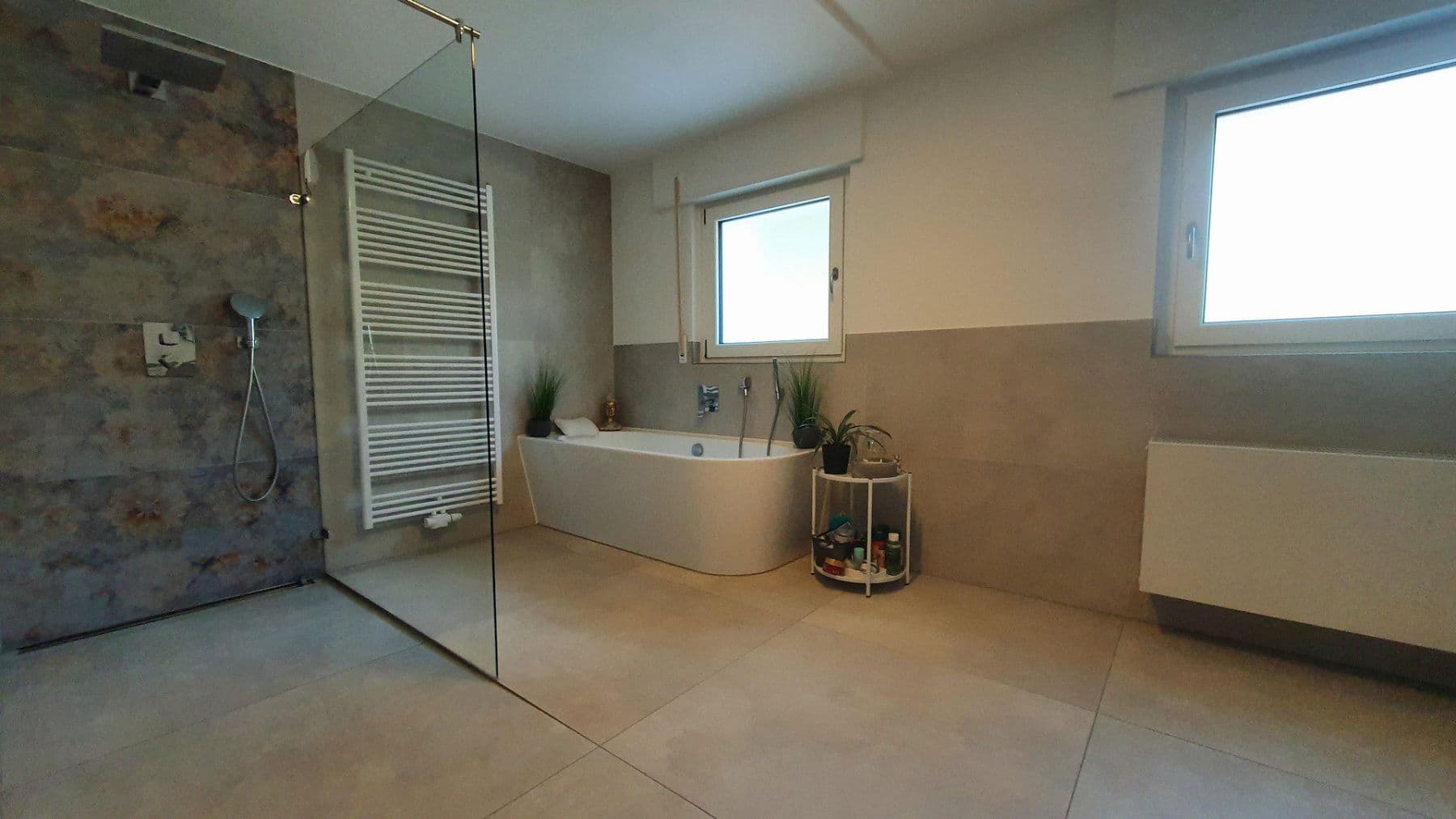 Prodej domu 292 m², pozemek 3.012 m², Neudenau, Bádensko-Württembersko Prodej domu 292 m², pozemek 3.012 m², Neudenau, Bádensko-Württembersko