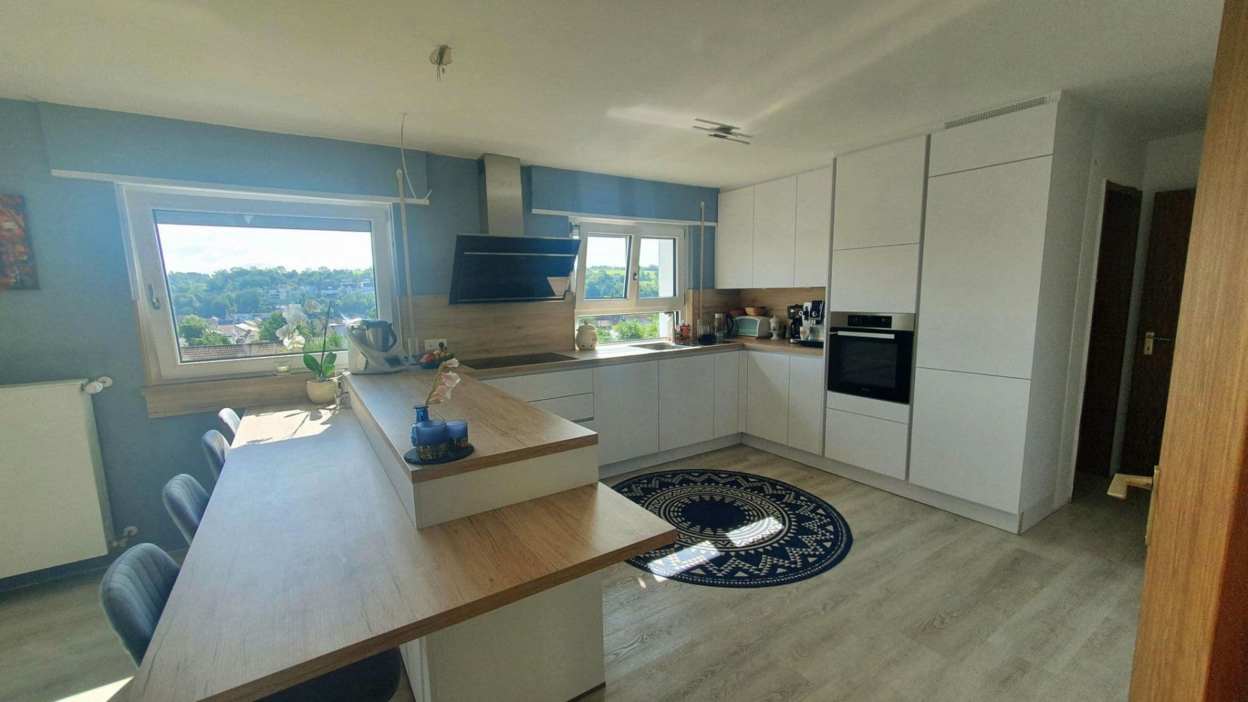 Prodej domu 292 m², pozemek 3.012 m², Neudenau, Bádensko-Württembersko Prodej domu 292 m², pozemek 3.012 m², Neudenau, Bádensko-Württembersko