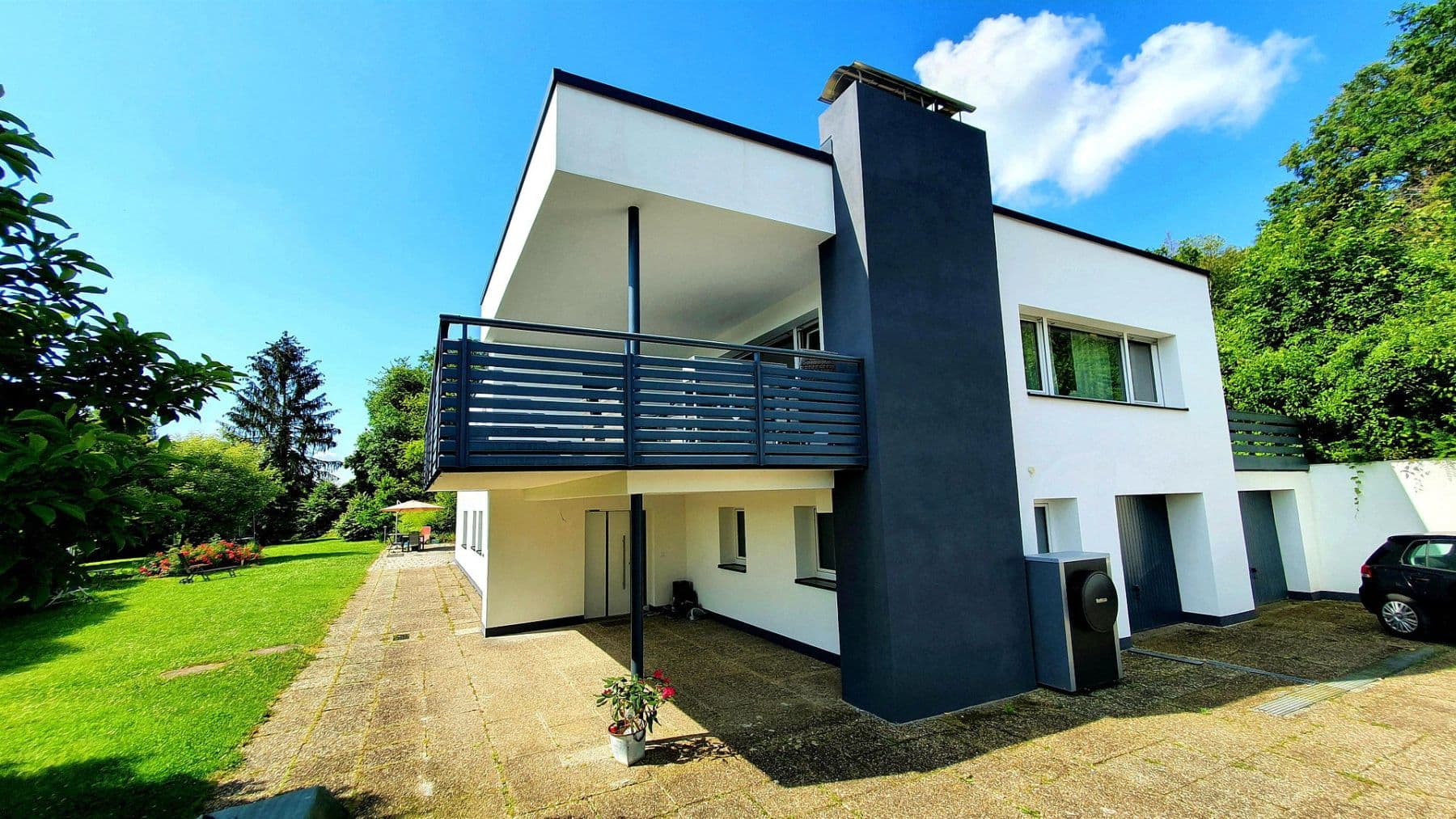 Prodej domu 292 m², pozemek 3.012 m², Neudenau, Bádensko-Württembersko Prodej domu 292 m², pozemek 3.012 m², Neudenau, Bádensko-Württembersko