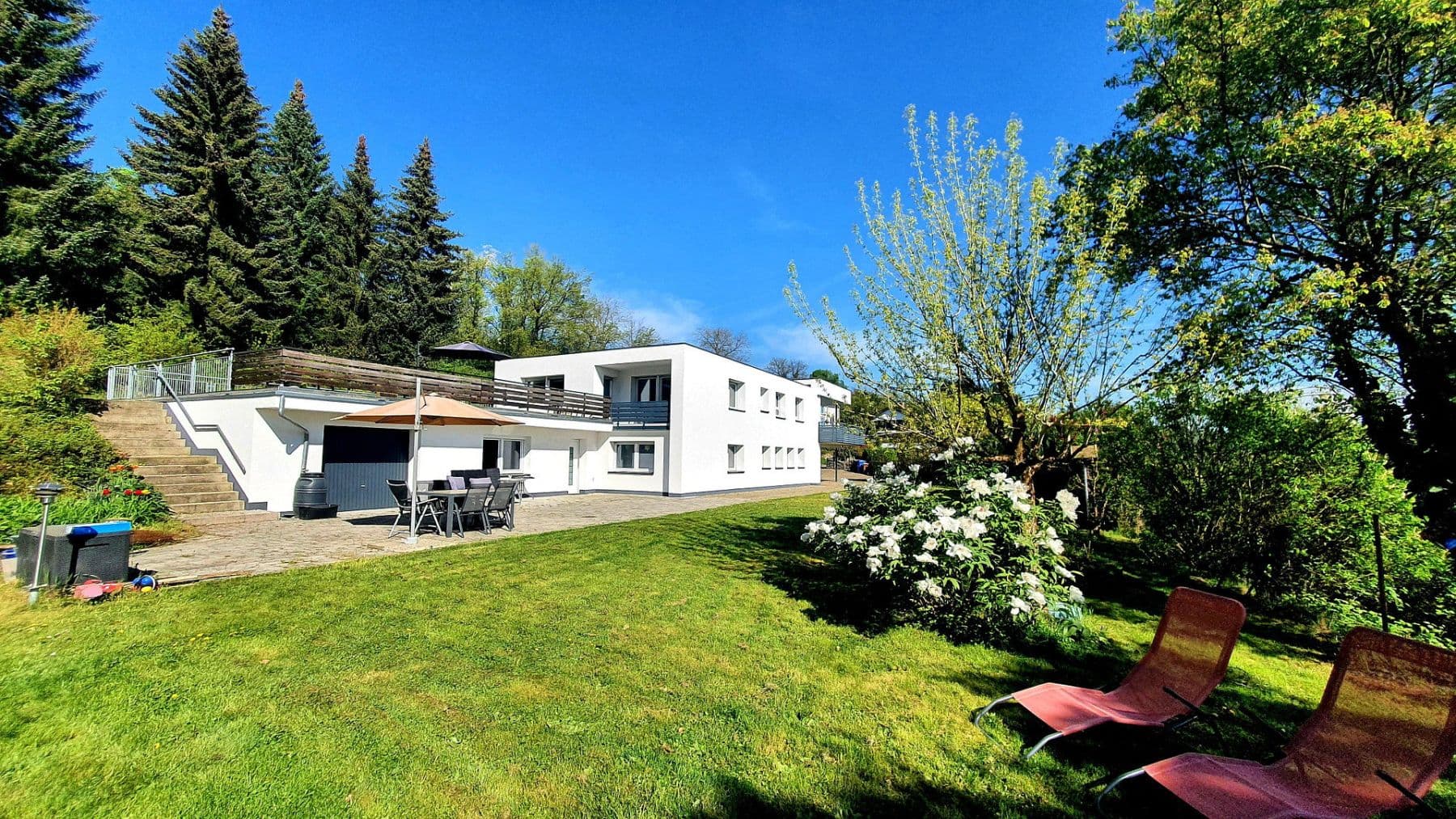 Prodej domu 292 m², pozemek 3.012 m², Neudenau, Bádensko-Württembersko Prodej domu 292 m², pozemek 3.012 m², Neudenau, Bádensko-Württembersko