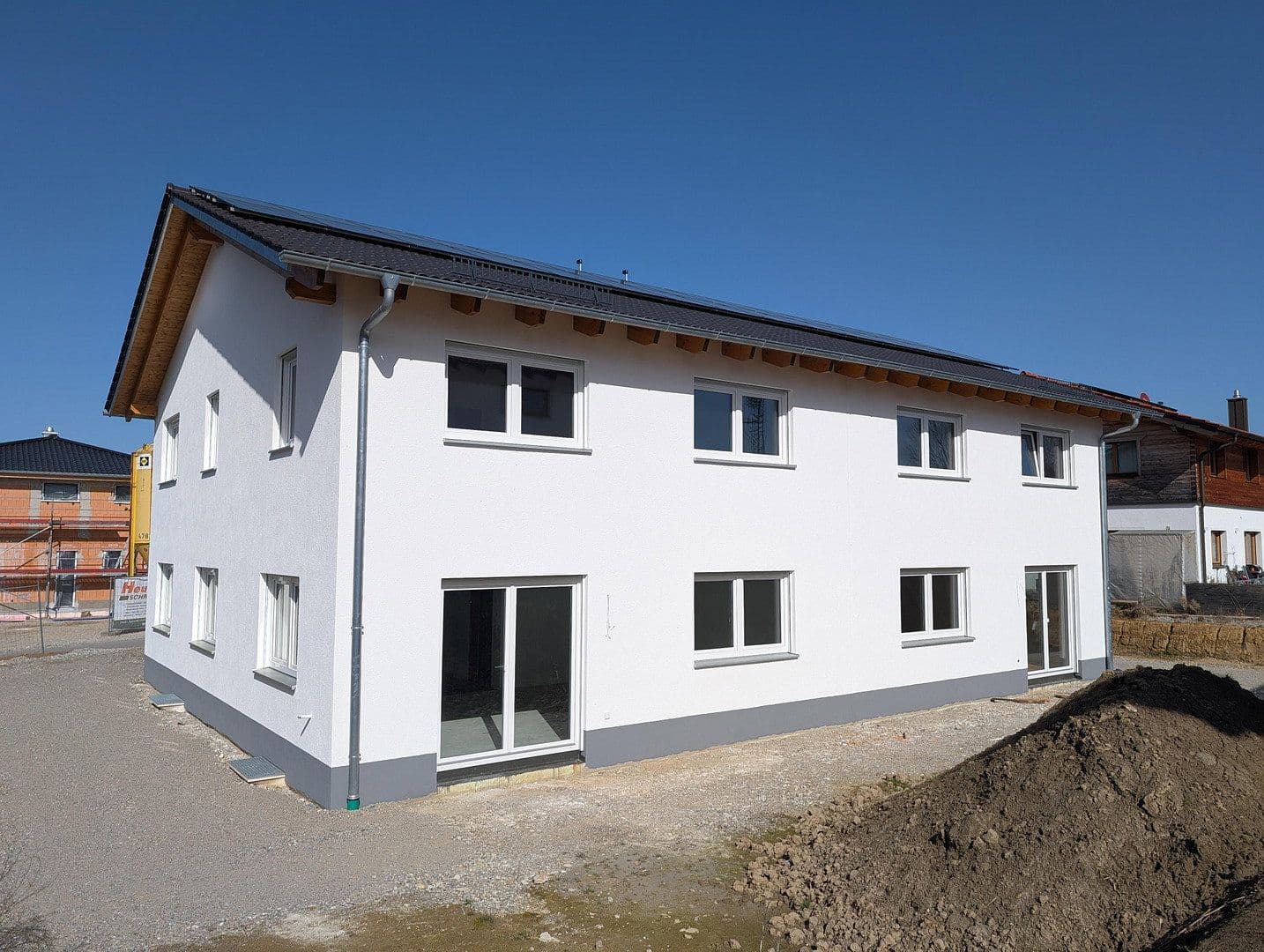 Pronájem domu 153 m², pozemek 684 m², Boschstraße 6, Heldenstein, Bavorsko Pronájem domu 153 m², pozemek 684 m², Boschstraße 6, Heldenstein, Bavorsko