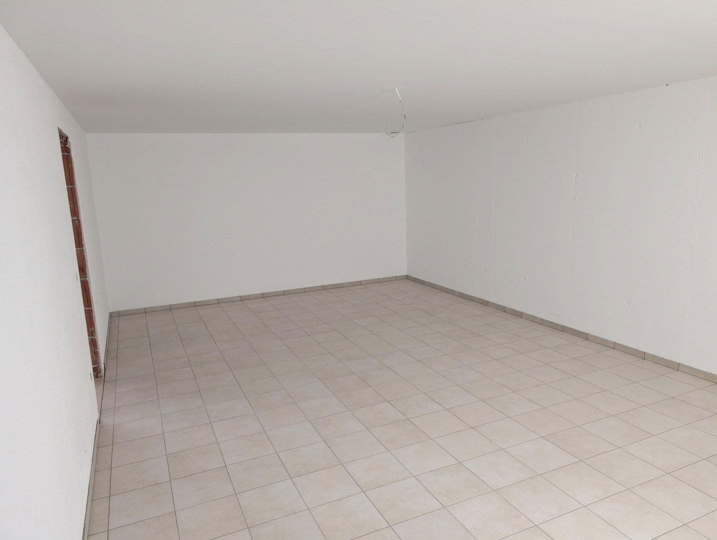 Pronájem domu 153 m², pozemek 684 m², Boschstraße 6, Heldenstein, Bavorsko Pronájem domu 153 m², pozemek 684 m², Boschstraße 6, Heldenstein, Bavorsko