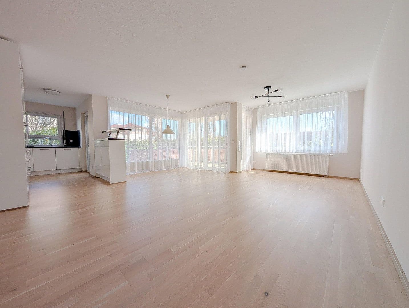 Pronájem bytu 3+kk 93 m², Backnang, Bádensko-Württembersko Pronájem bytu 3+kk 93 m², Backnang, Bádensko-Württembersko