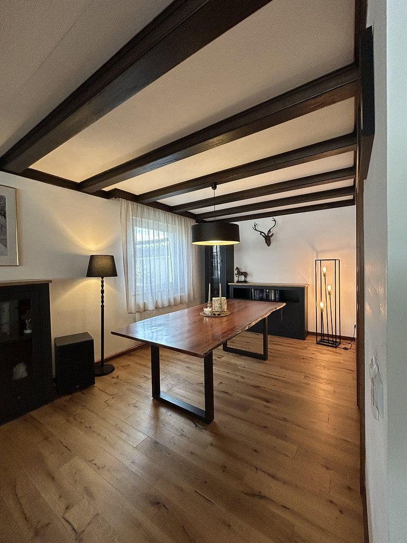 Prodej domu 200 m², pozemek 628 m², Hammersbach, Hessen Prodej domu 200 m², pozemek 628 m², Hammersbach, Hessen