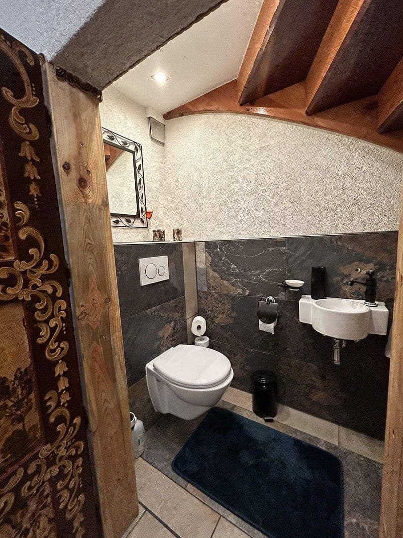 Prodej domu 200 m², pozemek 628 m², Hammersbach, Hessen Prodej domu 200 m², pozemek 628 m², Hammersbach, Hessen