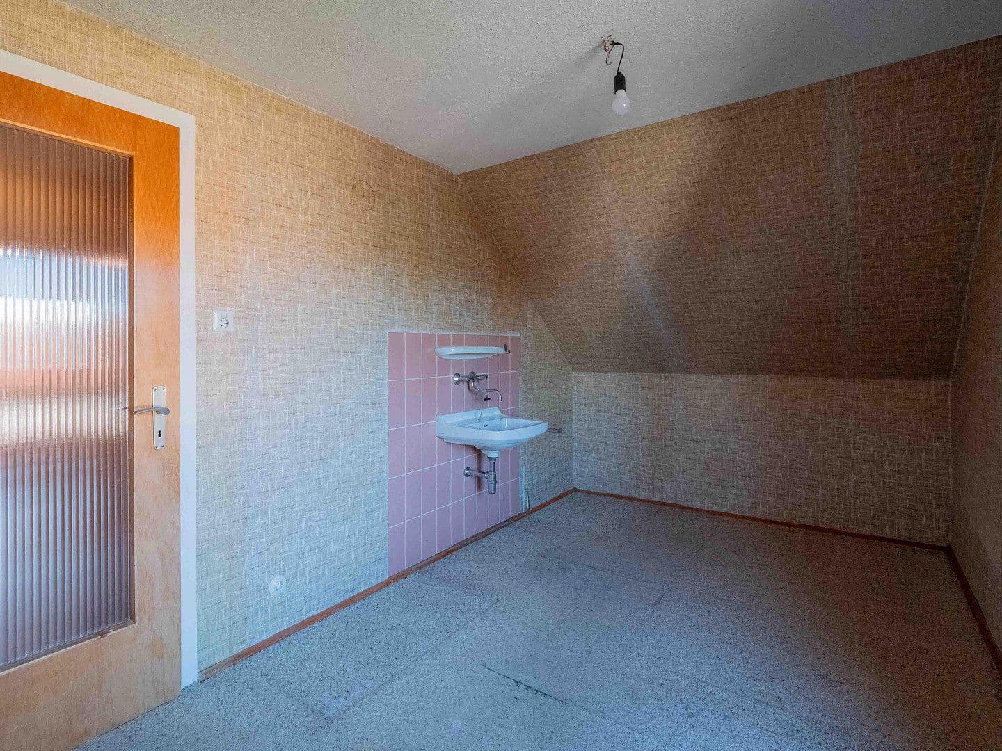 Prodej domu 148 m², pozemek 1.172 m², Spiegelau, Bavorsko Prodej domu 148 m², pozemek 1.172 m², Spiegelau, Bavorsko