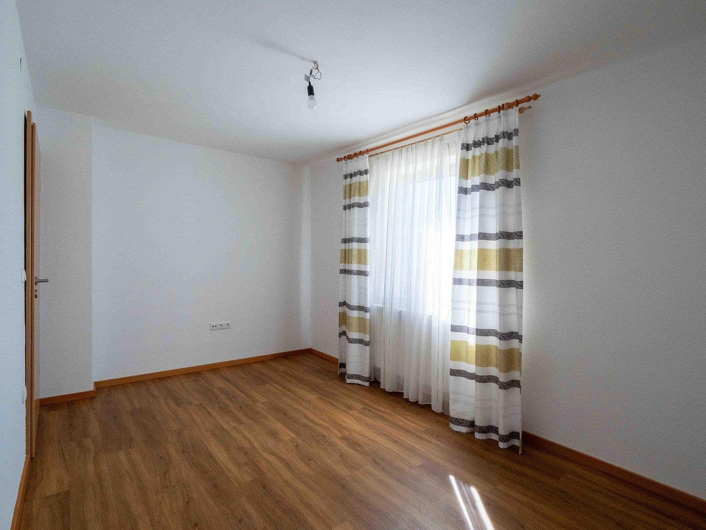 Prodej domu 148 m², pozemek 1.172 m², Spiegelau, Bavorsko Prodej domu 148 m², pozemek 1.172 m², Spiegelau, Bavorsko