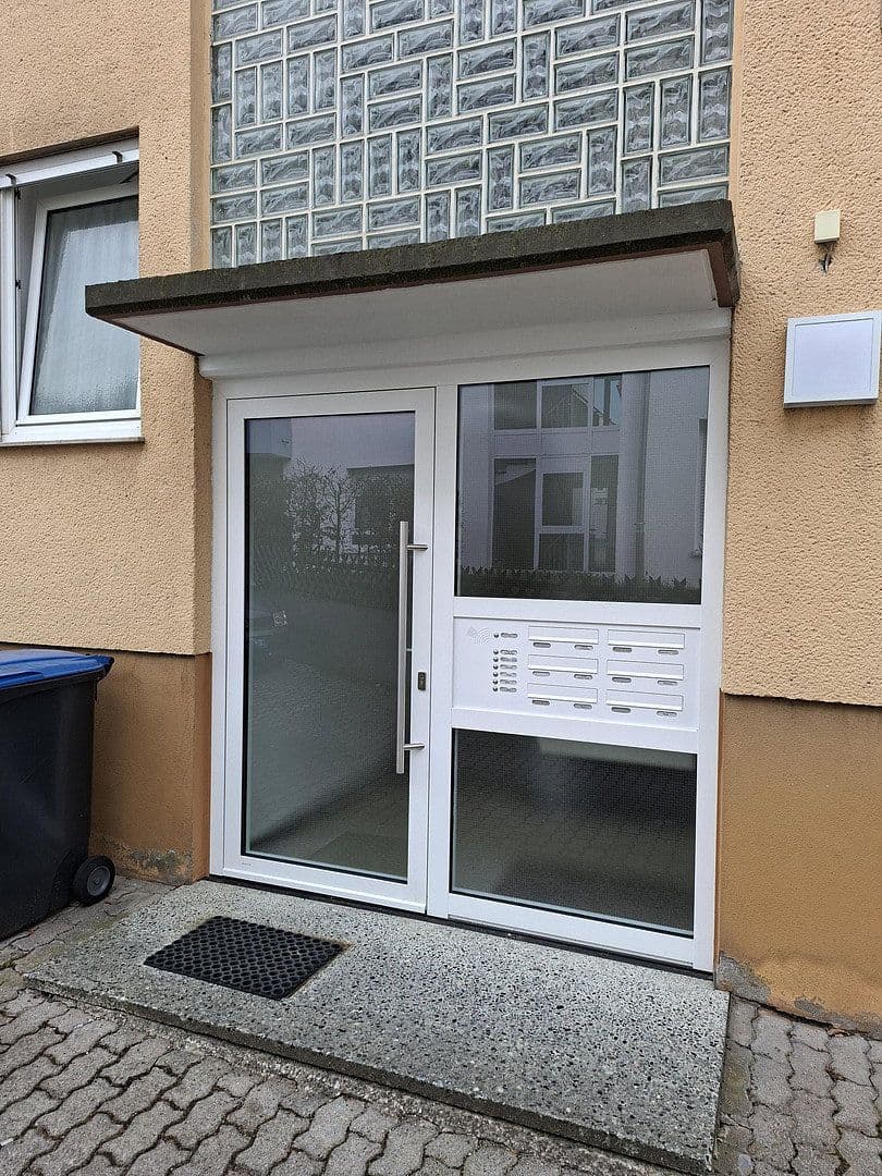 Pronájem bytu 3+1 65 m², Rutesheim, Bádensko-Württembersko Pronájem bytu 3+1 65 m², Rutesheim, Bádensko-Württembersko