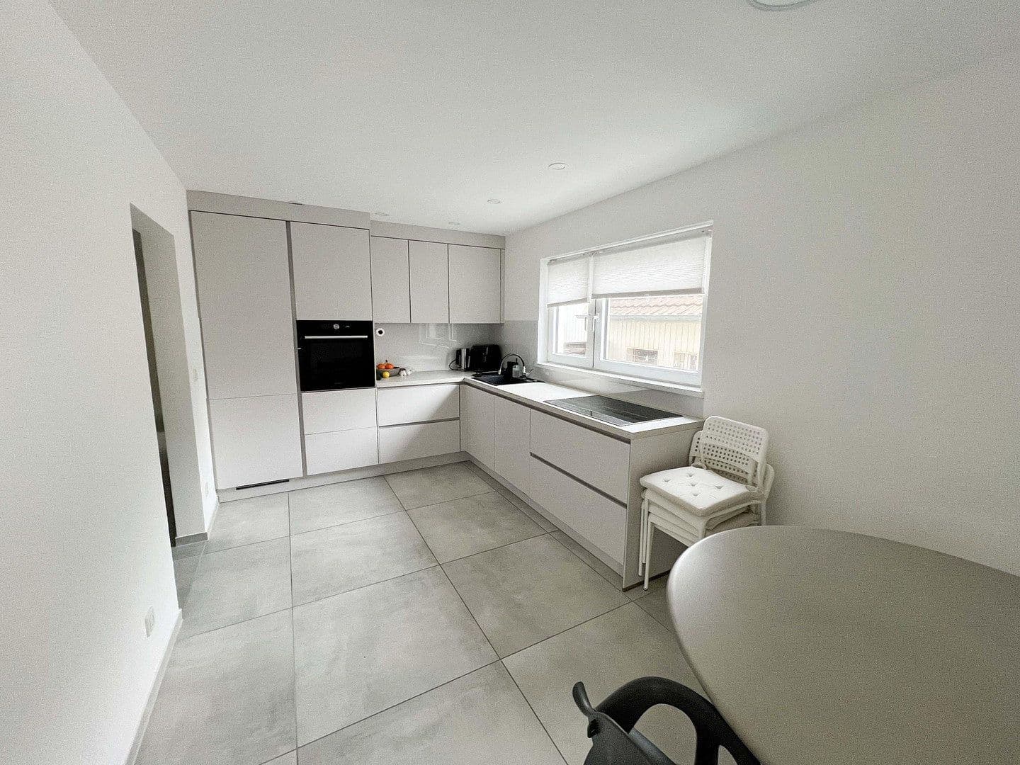 Pronájem bytu 4+1 125 m², Troisdorf, Severní Porýní-Vestfálsko Pronájem bytu 4+1 125 m², Troisdorf, Severní Porýní-Vestfálsko