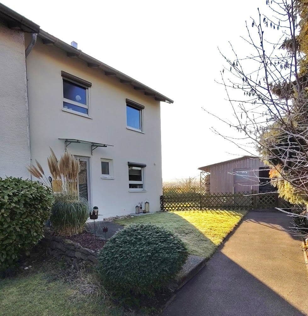 Prodej domu 103 m², pozemek 266 m², Marbach am Neckar, Bádensko-Württembersko Prodej domu 103 m², pozemek 266 m², Marbach am Neckar, Bádensko-Württembersko