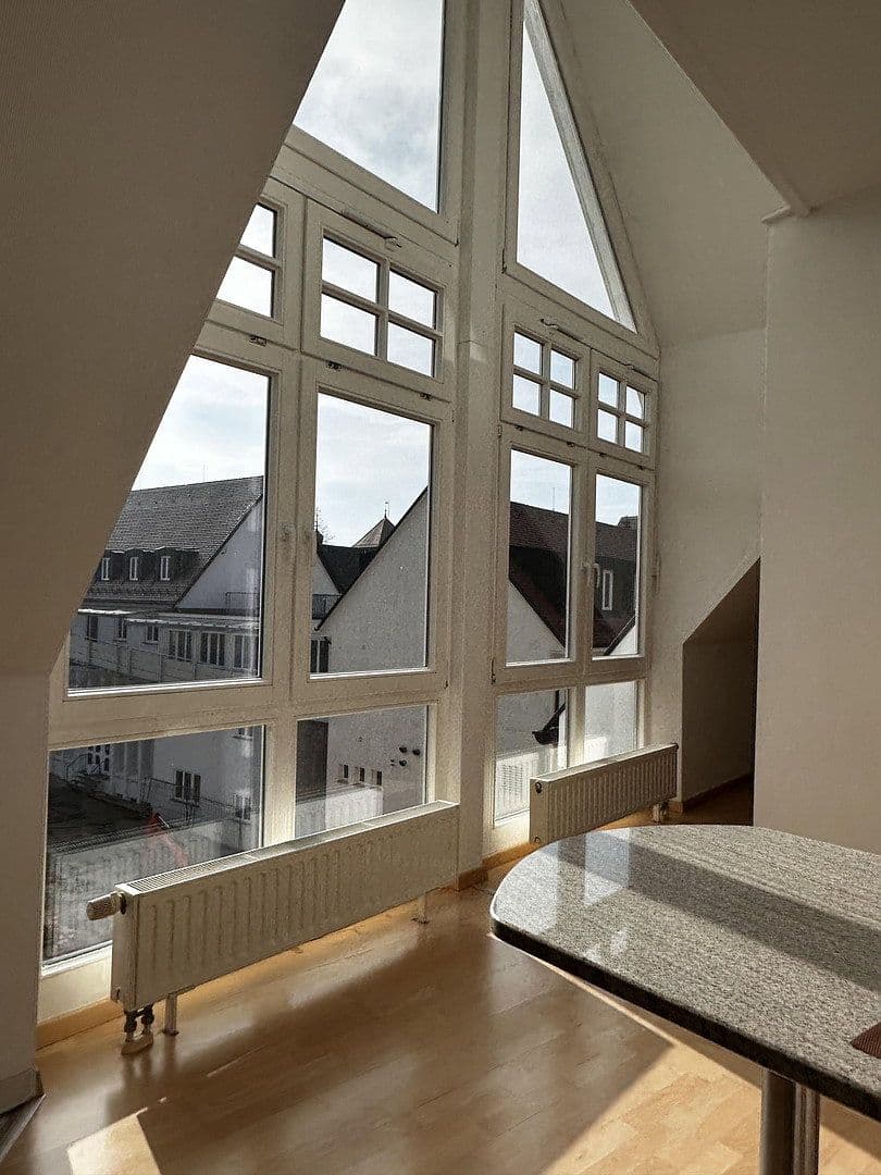 Pronájem bytu 4+1 120 m², Bärengasse 5, Villingen-Schwenningen, Bádensko-Württembersko Pronájem bytu 4+1 120 m², Bärengasse 5, Villingen-Schwenningen, Bádensko-Württembersko