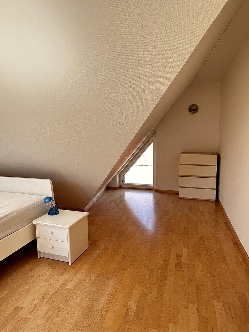 Pronájem bytu 4+1 120 m², Bärengasse 5, Villingen-Schwenningen, Bádensko-Württembersko Pronájem bytu 4+1 120 m², Bärengasse 5, Villingen-Schwenningen, Bádensko-Württembersko