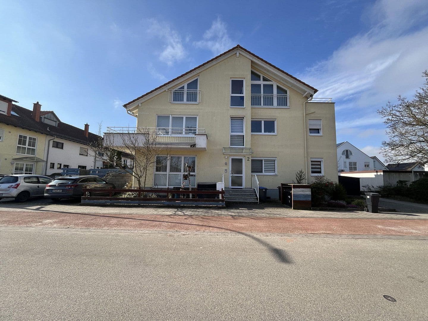 Prodej bytu 3+1 84 m², Rietburgstrasse 2, Maxdorf, Porýní-Falc Prodej bytu 3+1 84 m², Rietburgstrasse 2, Maxdorf, Porýní-Falc