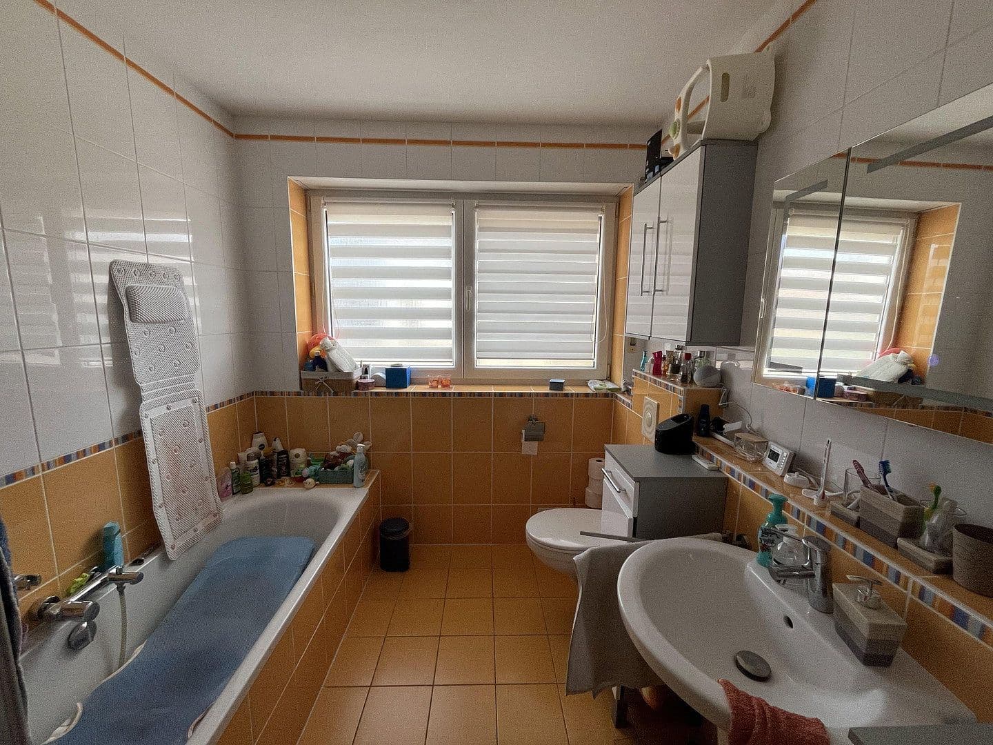 Prodej bytu 3+1 84 m², Rietburgstrasse 2, Maxdorf, Porýní-Falc Prodej bytu 3+1 84 m², Rietburgstrasse 2, Maxdorf, Porýní-Falc