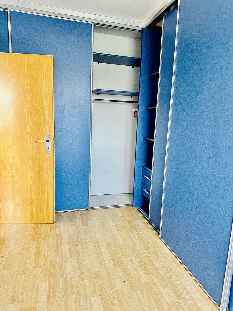 Pronájem bytu 3+1 87 m², Großhorst 11, Isernhagen, Dolní Sasko Pronájem bytu 3+1 87 m², Großhorst 11, Isernhagen, Dolní Sasko
