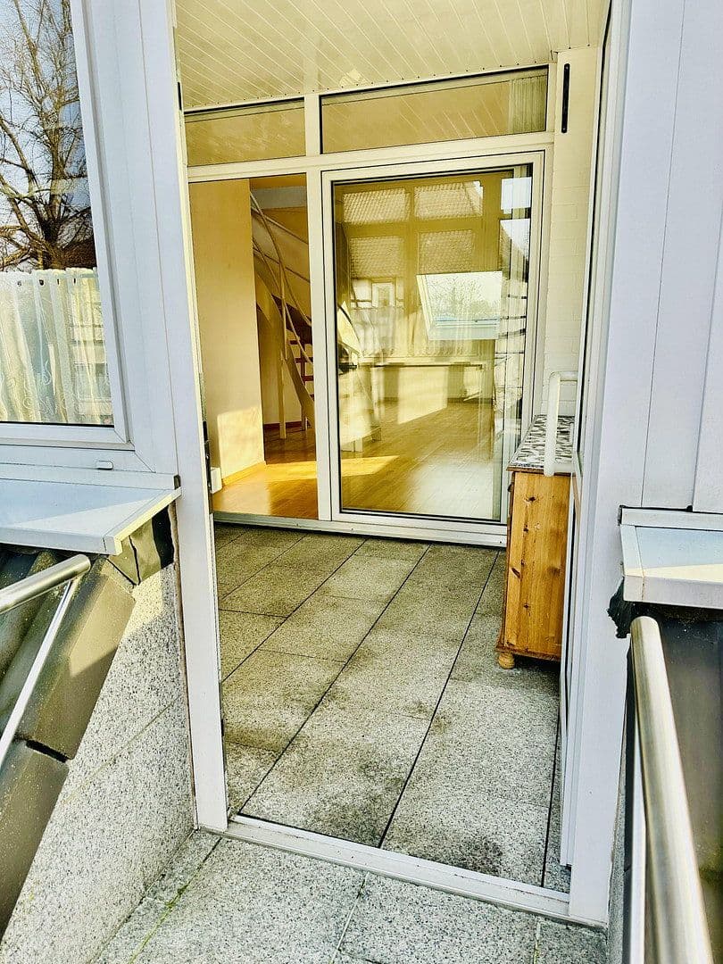 Pronájem bytu 3+1 87 m², Großhorst 11, Isernhagen, Dolní Sasko Pronájem bytu 3+1 87 m², Großhorst 11, Isernhagen, Dolní Sasko