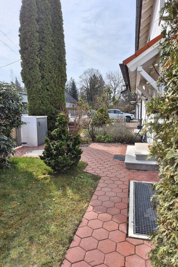 Prodej domu 150 m², pozemek 426 m², Eichenau, Bavorsko Prodej domu 150 m², pozemek 426 m², Eichenau, Bavorsko