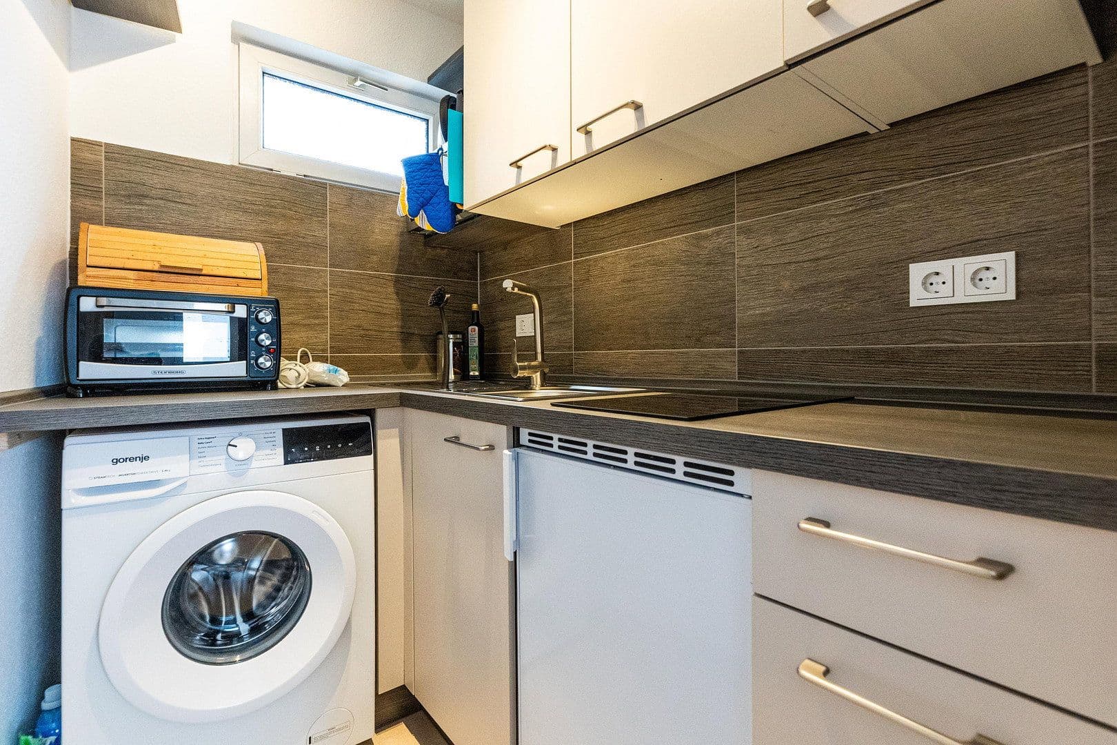 Pronájem bytu 1+1 40 m², Brückenstraße 17, Frankfurt, Hessen Pronájem bytu 1+1 40 m², Brückenstraße 17, Frankfurt, Hessen