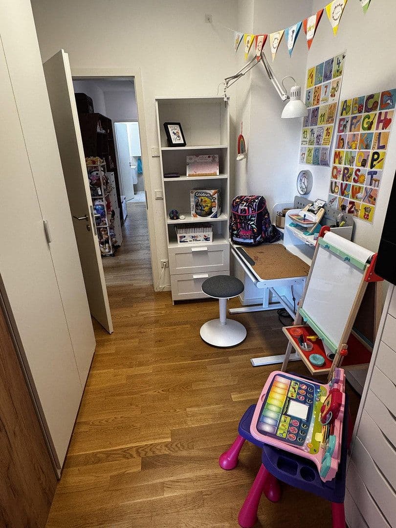 Prodej domu 210 m², pozemek 2.600 m², Potsdam, Braniborsko Prodej domu 210 m², pozemek 2.600 m², Potsdam, Braniborsko