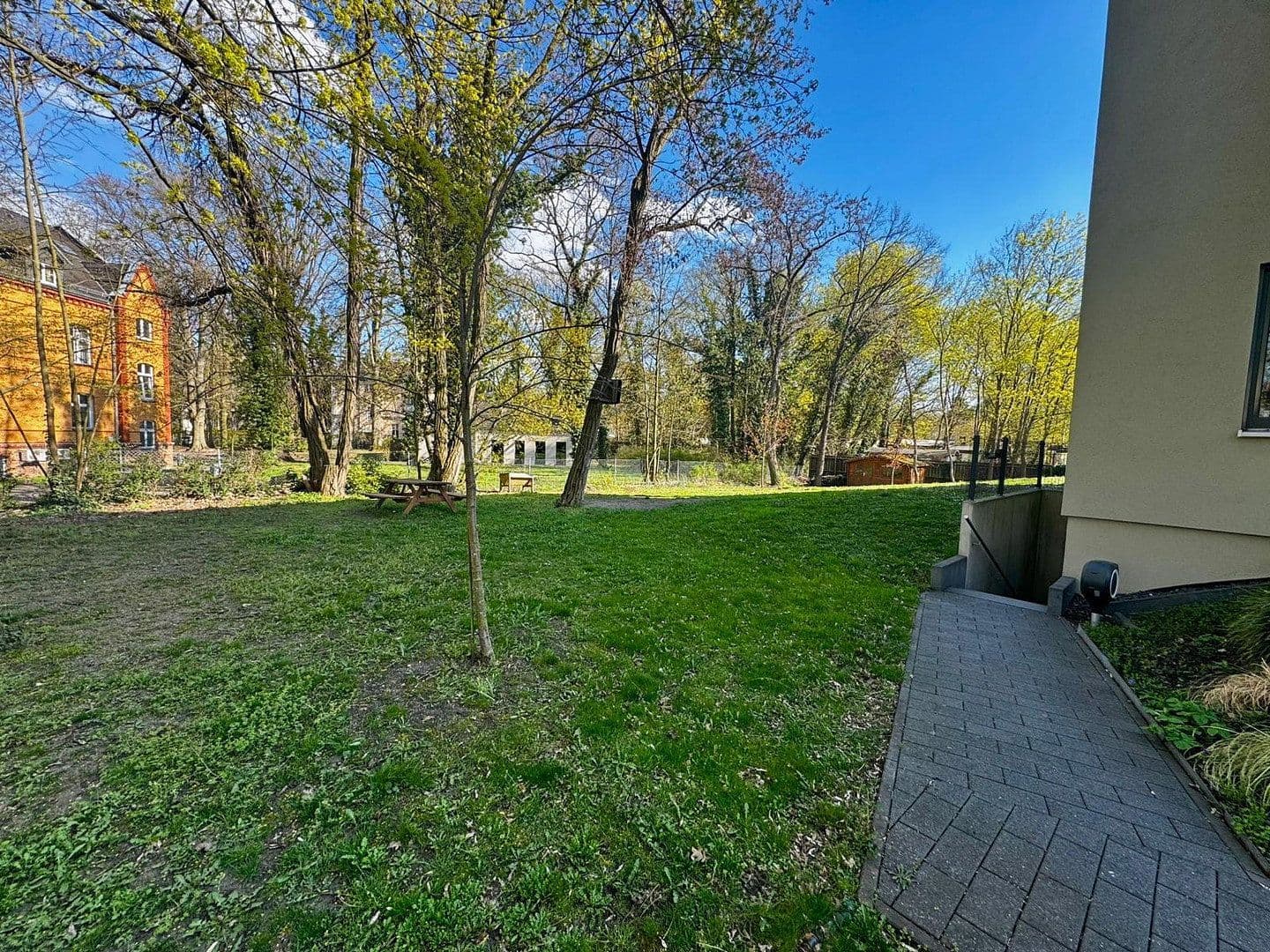 Prodej domu 210 m², pozemek 2.600 m², Potsdam, Braniborsko Prodej domu 210 m², pozemek 2.600 m², Potsdam, Braniborsko