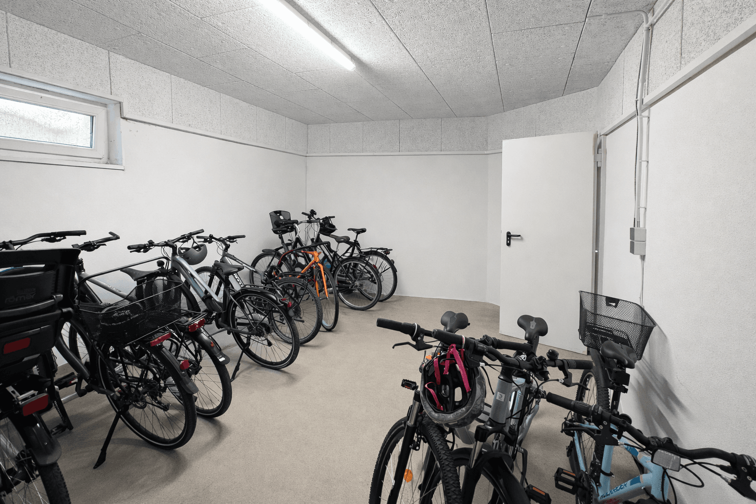 Prodej domu 210 m², pozemek 2.600 m², Potsdam, Braniborsko Prodej domu 210 m², pozemek 2.600 m², Potsdam, Braniborsko