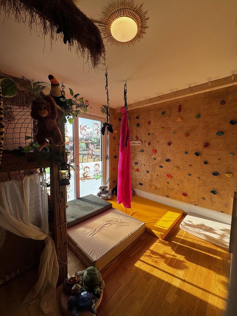 Prodej domu 210 m², pozemek 2.600 m², Potsdam, Braniborsko Prodej domu 210 m², pozemek 2.600 m², Potsdam, Braniborsko