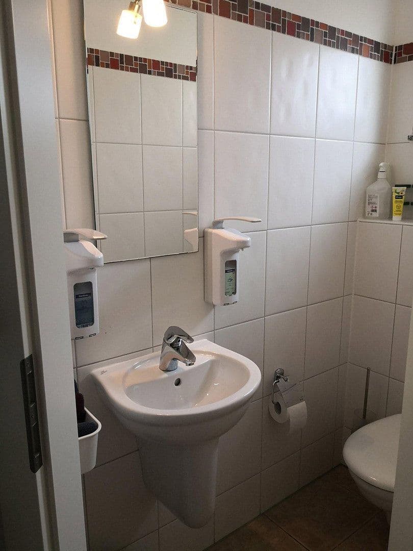 Prodej domu 138 m², pozemek 167 m², Leverkusen, Severní Porýní-Vestfálsko Prodej domu 138 m², pozemek 167 m², Leverkusen, Severní Porýní-Vestfálsko