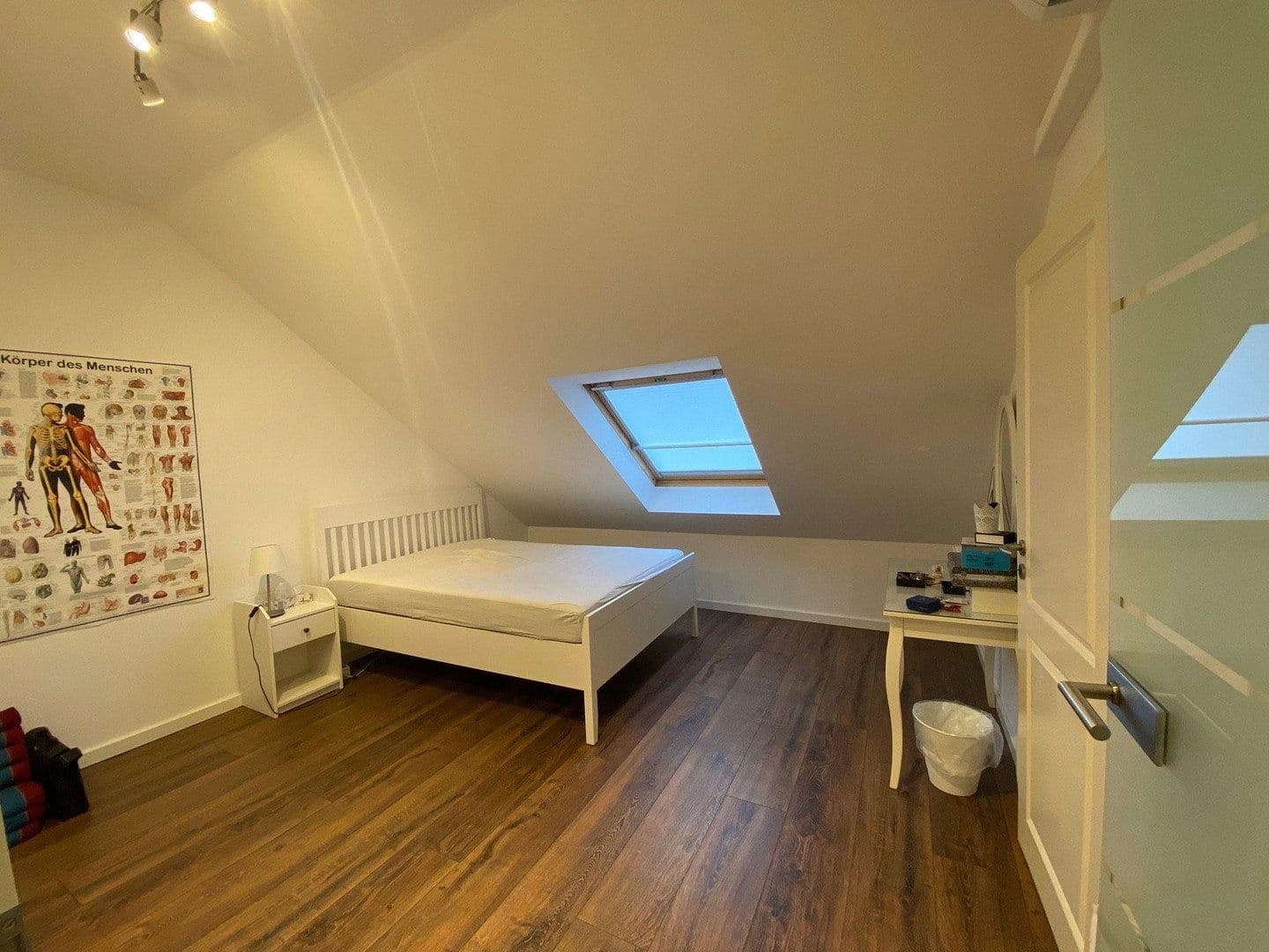 Prodej domu 138 m², pozemek 167 m², Leverkusen, Severní Porýní-Vestfálsko Prodej domu 138 m², pozemek 167 m², Leverkusen, Severní Porýní-Vestfálsko