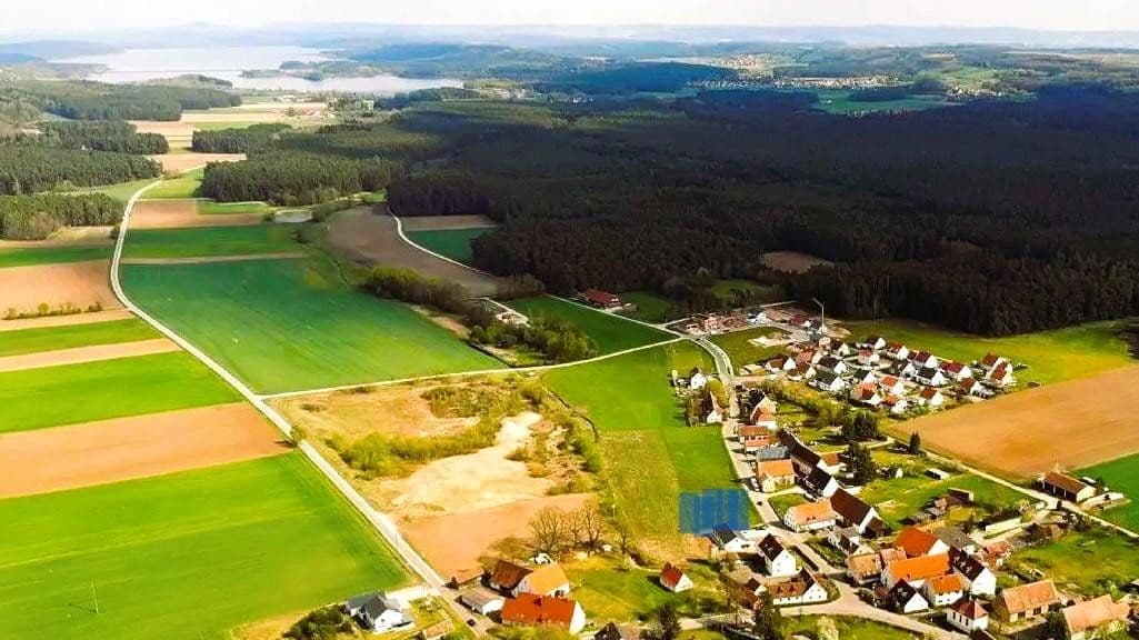 Prodej pozemku 811 m², Brombach 31, Haundorf, Bavorsko Prodej pozemku 811 m², Brombach 31, Haundorf, Bavorsko