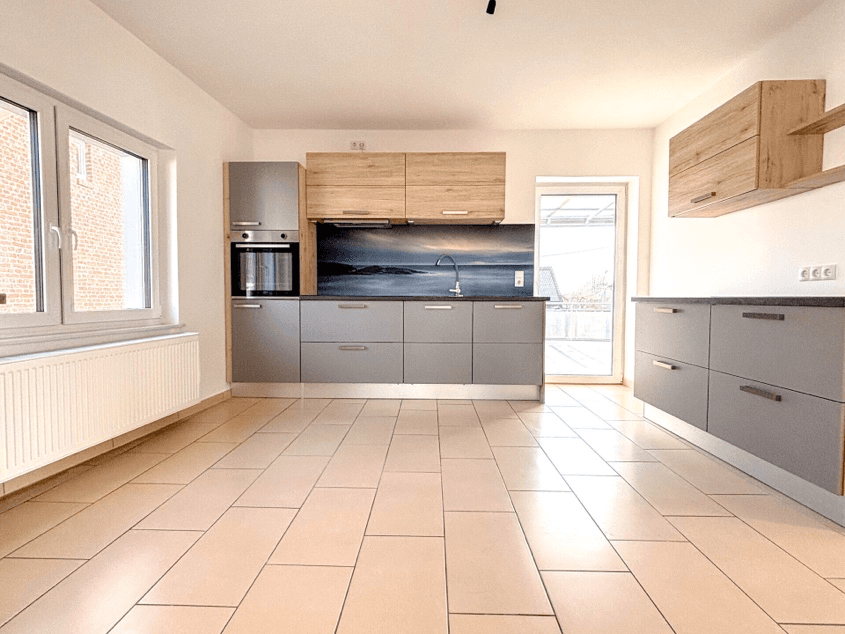 Prodej domu 200 m², pozemek 206 m², Friedrichstraße 8, Wirges, Porýní-Falc Prodej domu 200 m², pozemek 206 m², Friedrichstraße 8, Wirges, Porýní-Falc