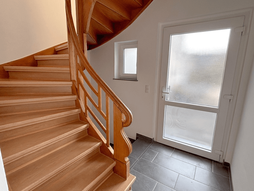 Prodej domu 200 m², pozemek 206 m², Friedrichstraße 8, Wirges, Porýní-Falc Prodej domu 200 m², pozemek 206 m², Friedrichstraße 8, Wirges, Porýní-Falc