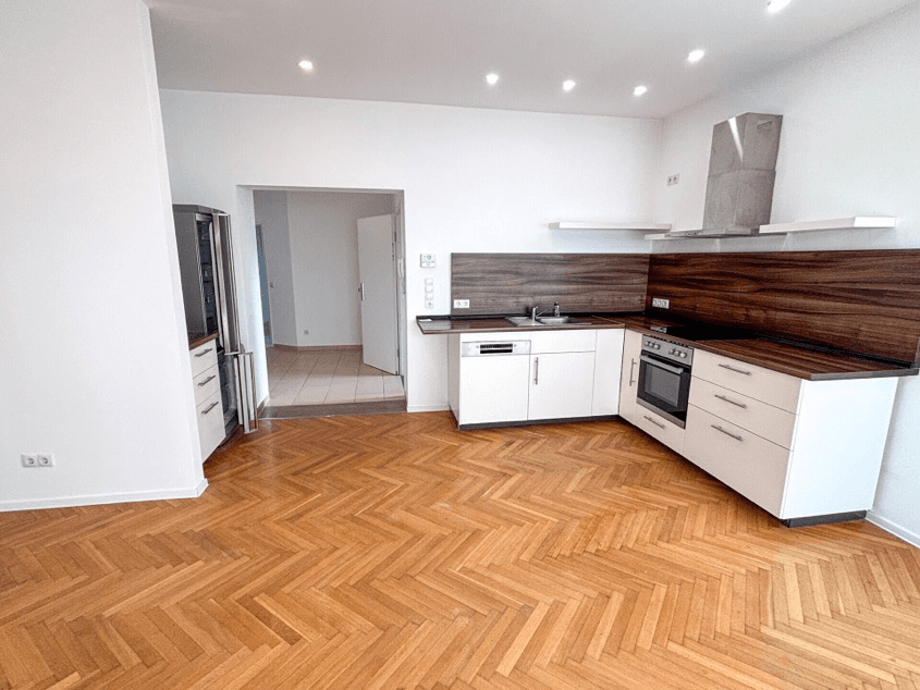 Prodej domu 200 m², pozemek 206 m², Friedrichstraße 8, Wirges, Porýní-Falc Prodej domu 200 m², pozemek 206 m², Friedrichstraße 8, Wirges, Porýní-Falc