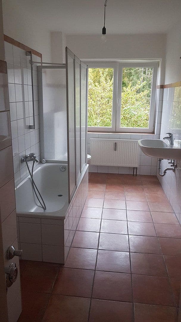 Pronájem bytu 3+1 96 m², Joh.-Seb.-Bach Straße 37, Geretsried, Bavorsko Pronájem bytu 3+1 96 m², Joh.-Seb.-Bach Straße 37, Geretsried, Bavorsko
